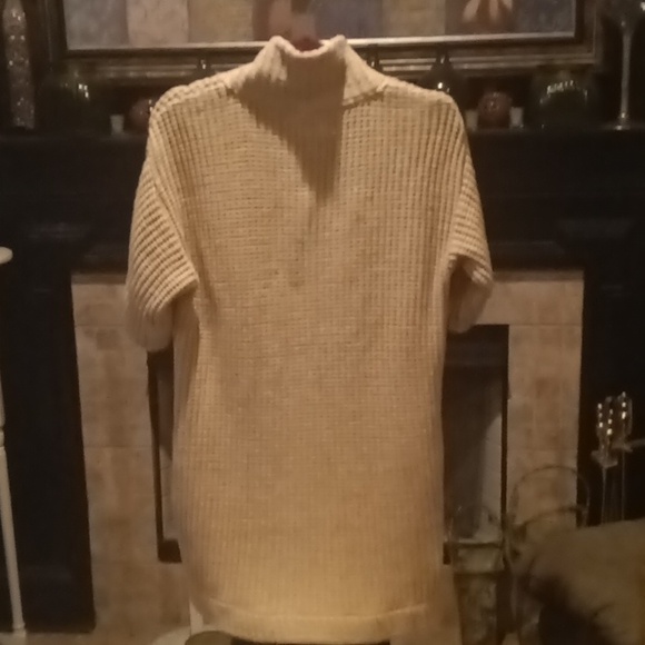 NWOT C•M•C 100% cotton tan s/s cardigan w side pockets & 5 big buttons Sm - Picture 11 of 12